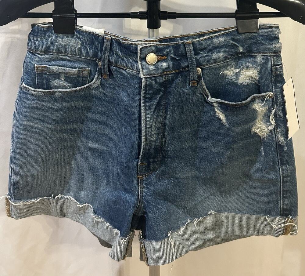 NWT Good American Good Girlfriend Petite Short size 4/27